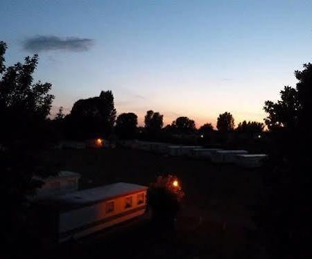 فندق Merstonفي  Copthorne Caravans المظهر الخارجي الصورة