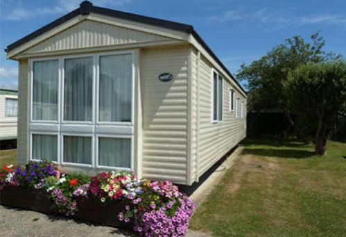 فندق Merstonفي  Copthorne Caravans المظهر الخارجي الصورة